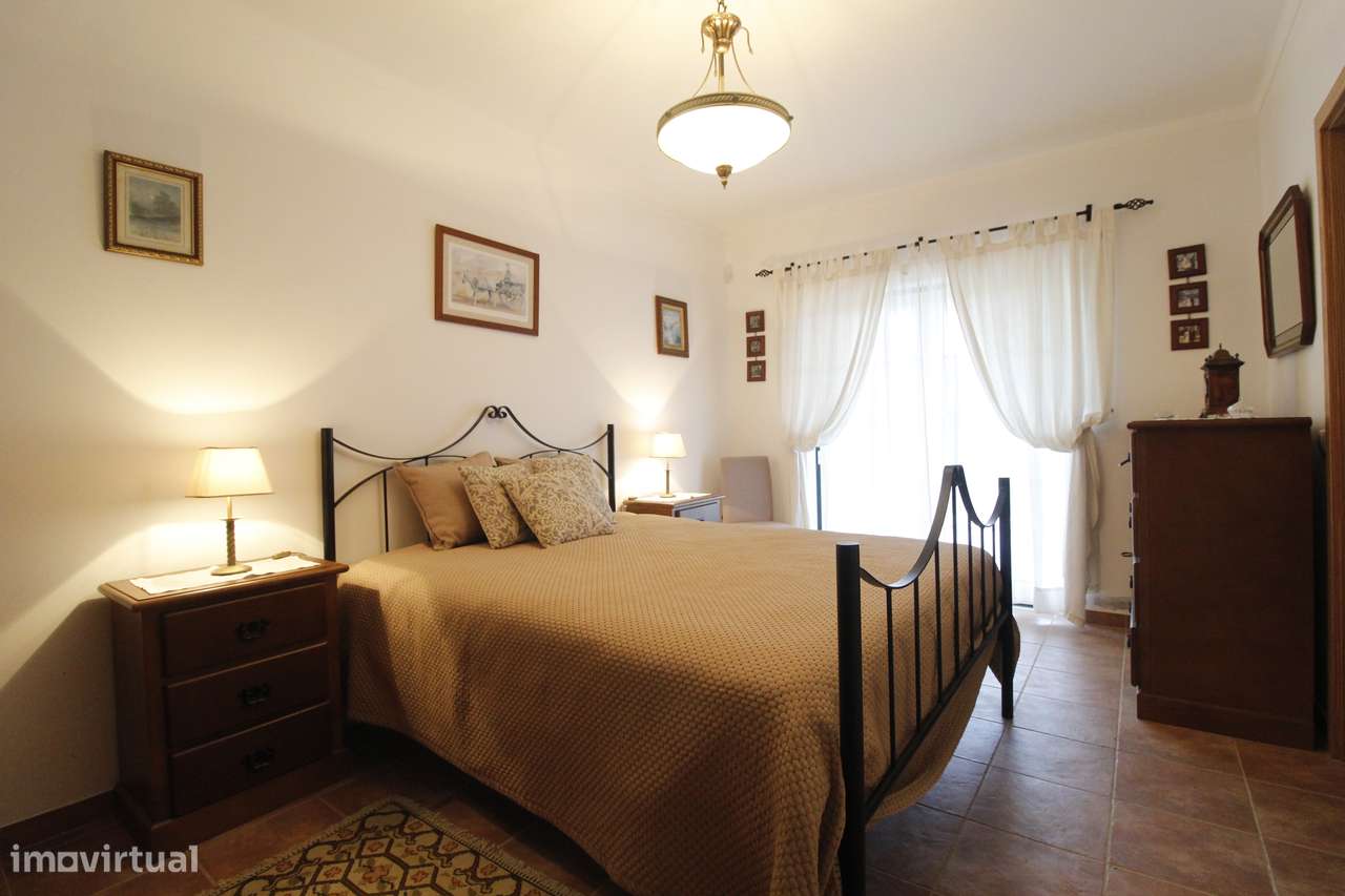 Moradia T4 com Terreno-7