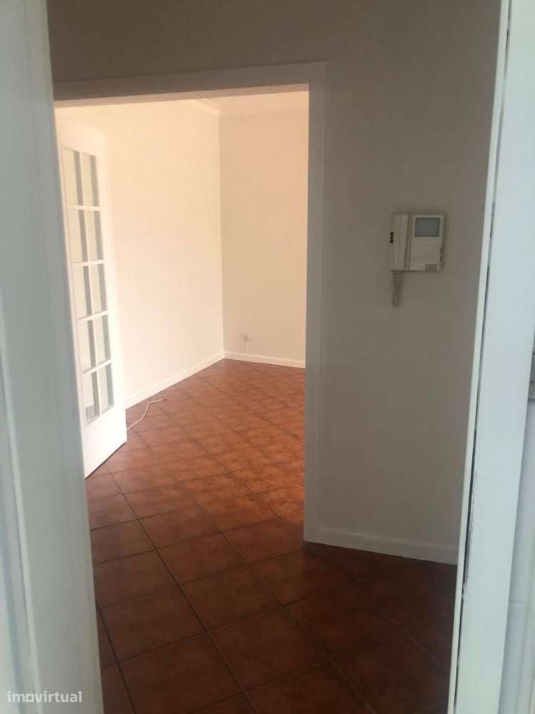 Excelente T3 centro da Régua com 2  terraços e box-6