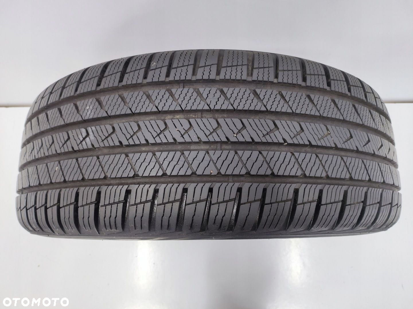 OPONA CAŁOROCZNA VREDESTEIN QUATRAC PRO 215/50 R18 92W 2021rok - 2