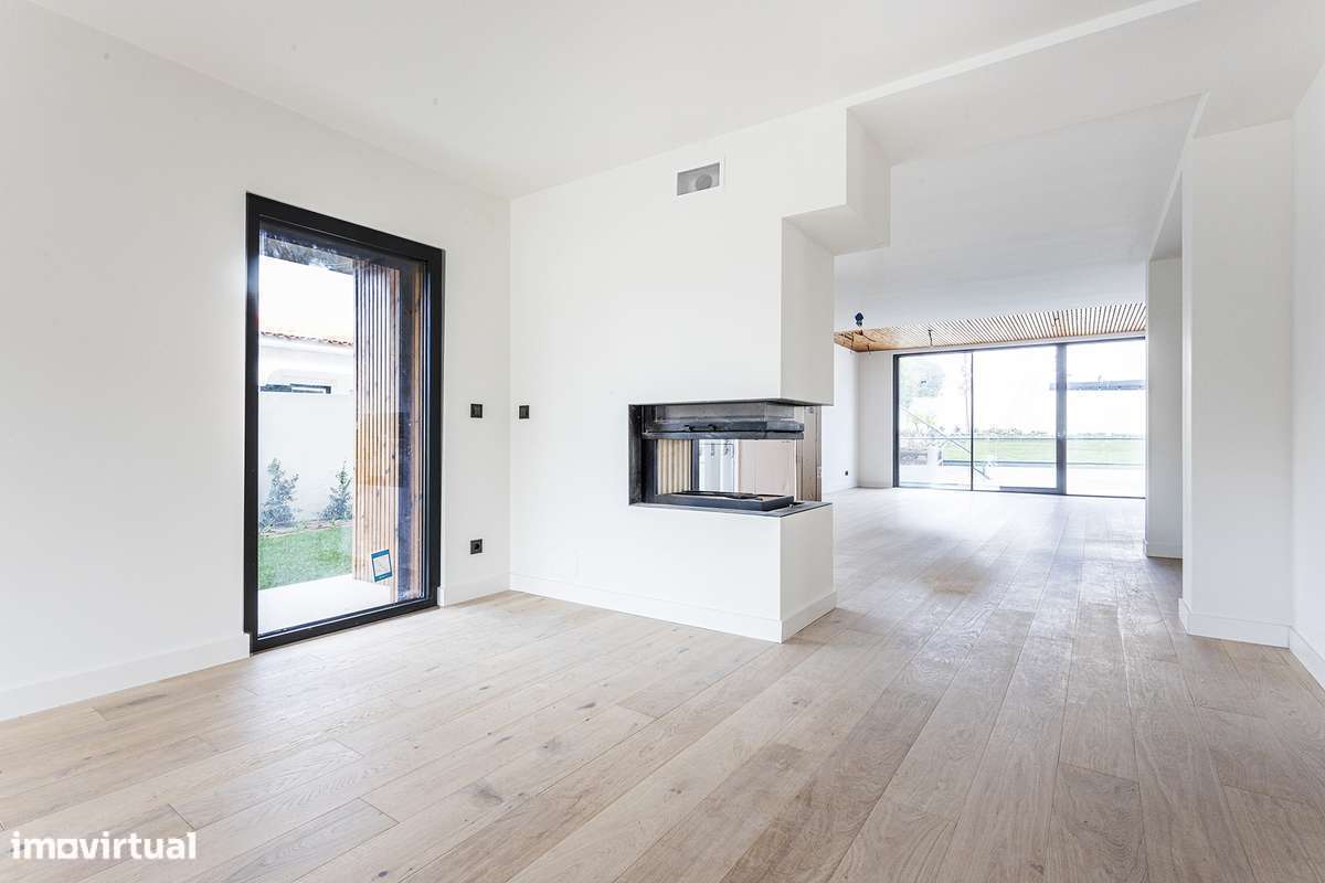 A estrear Villa T4 em Birre, Cascais-16