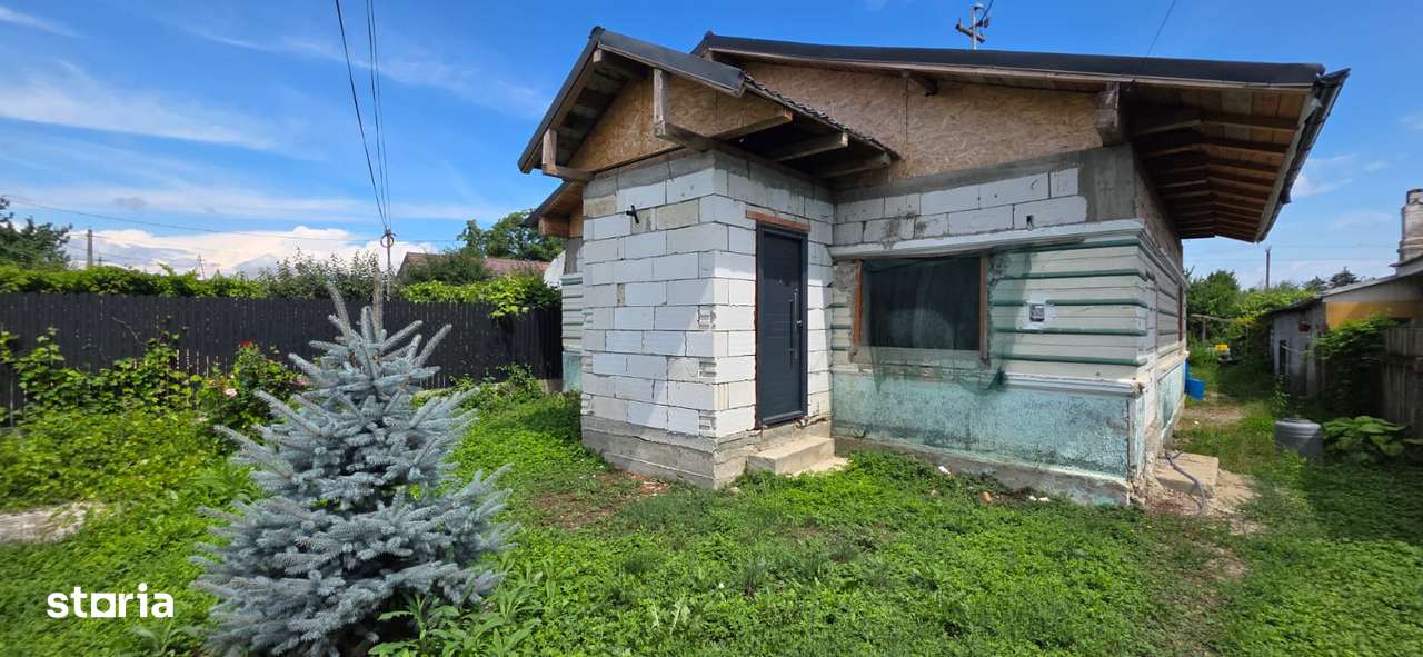 Lilieci-Casa in renovare +teren 1.172 mp-1
