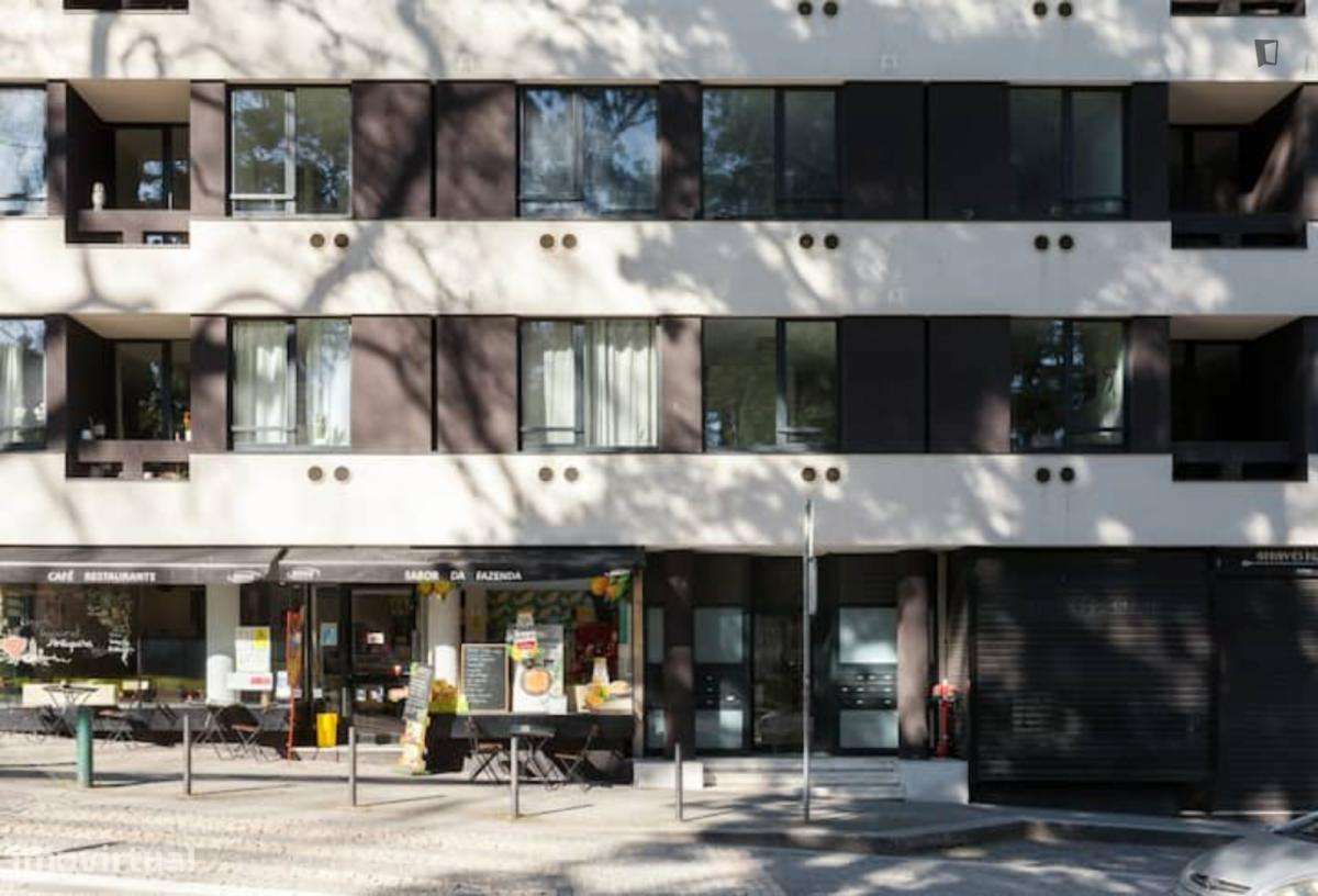 Apartamento com 2 quartos - localizado em Miragaia Porto - Grande imagem: 4/10