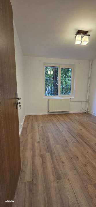 Apartament 3 camere decomandat Ramnicul Sarat - Imagine principală: 4/13