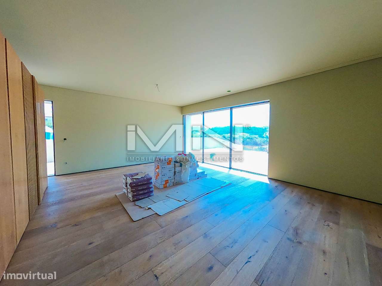 Moradia V4 -c/ piscina - 5 km do Porto-5