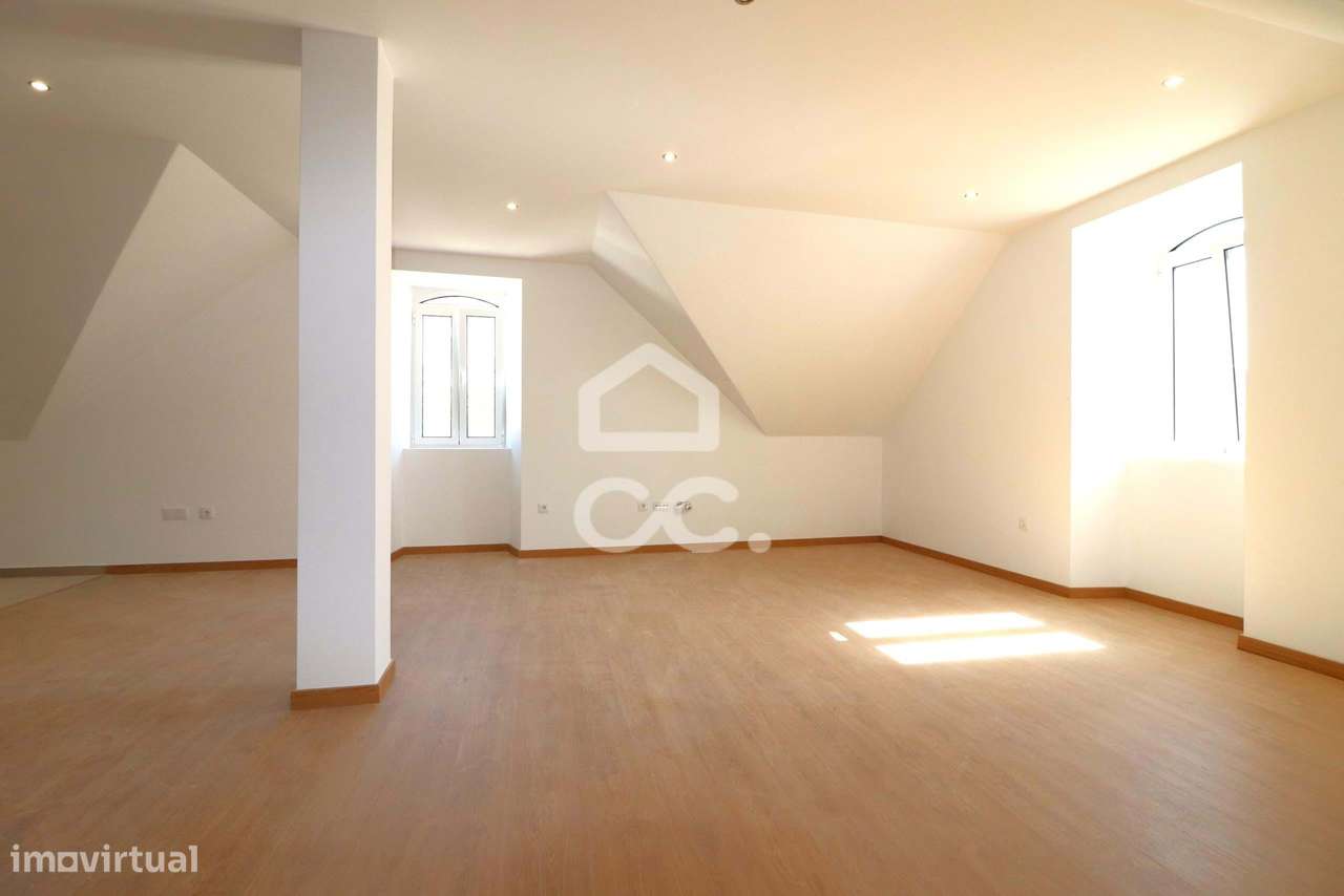 Apartamento T0 novo para arrendamento, no centro da Vila do Avelar. - Grande imagem: 5/15