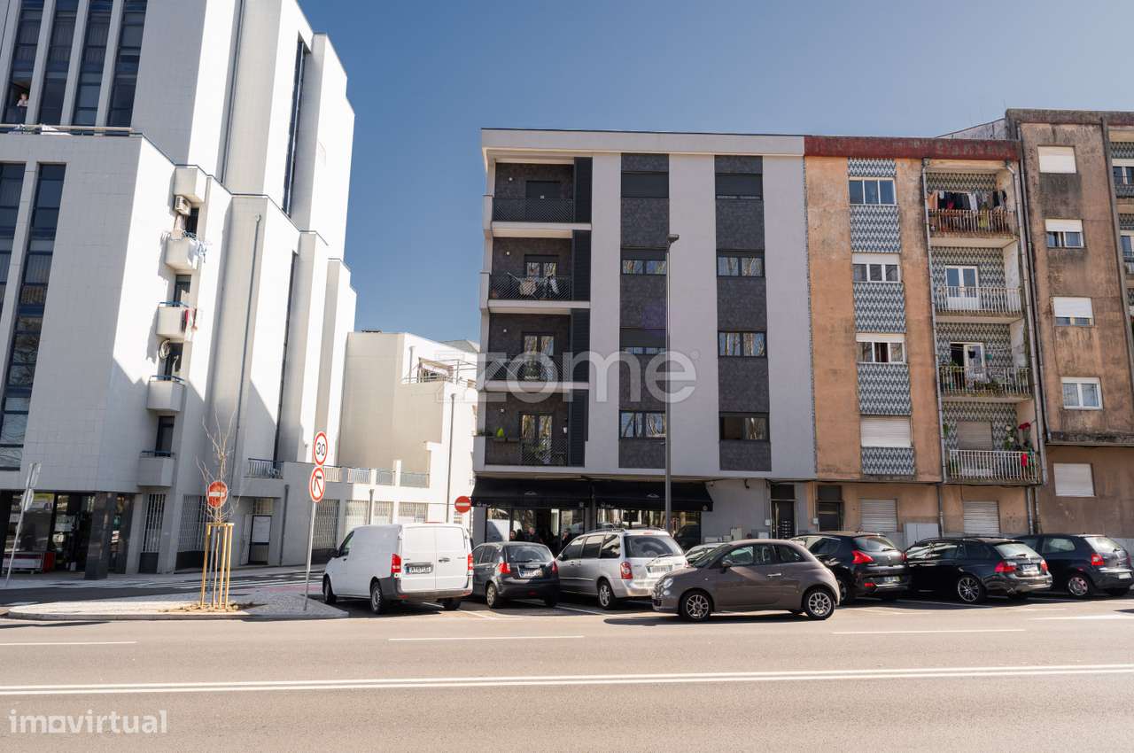 Loja c/ 137m2 na Avenida da Liberdade, Braga - Grande imagem: 2/18