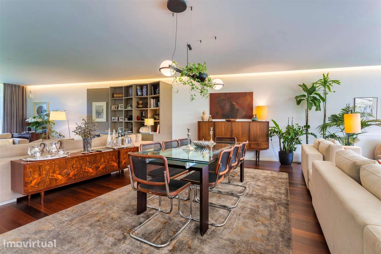 Moradia T5 c/ jardim e piscina no Pinheiro Manso - Grande imagem: 4/50