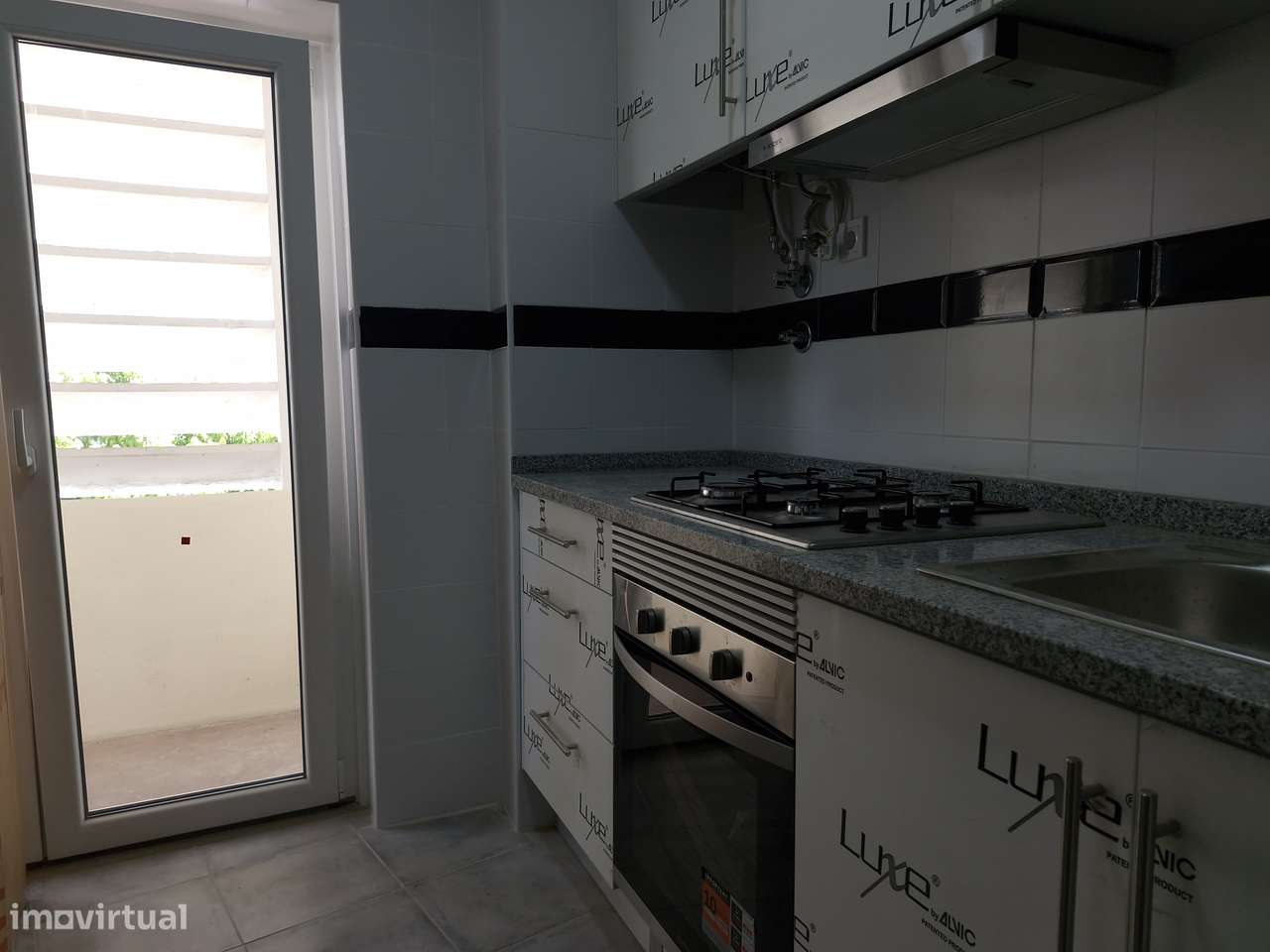 Lisboa: Incrível T1 com vista rio - Disponibilidade final Janeiro - Grande imagem: 3/12