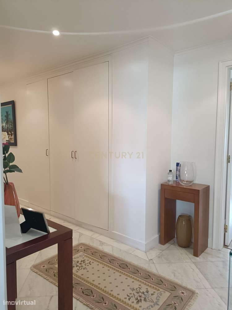 Apartamento T3 moderno junto ao Parque das Conchas-21