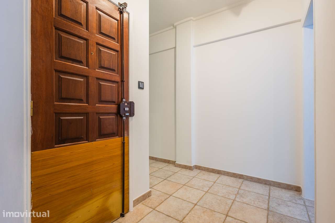 Apartamento T2 em Agualva-Cacém-15