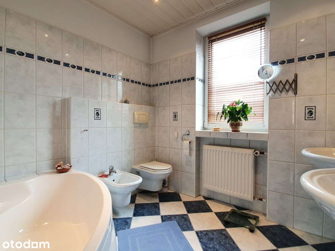 Dom z Ogrodem - 180m2 - Możliwość przekształcenia na 4 mieszkania!-11