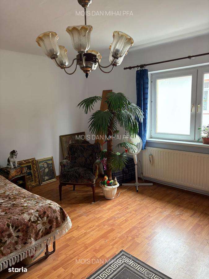 Vand casa zona Moara de Scoarta-6