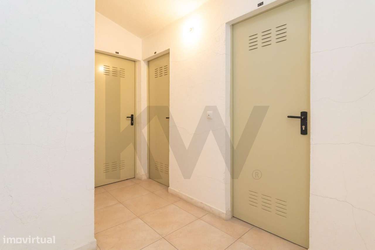 Apartamento T1 na Charneca da Caparica-38