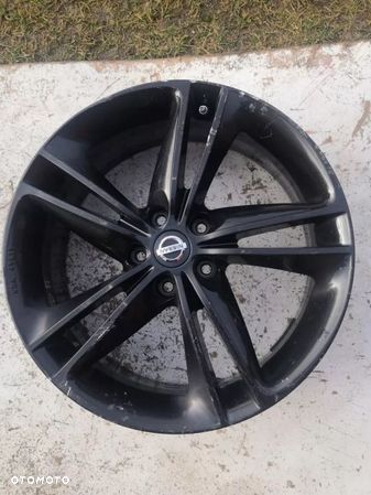 FELGA NISSAN QASHQAI 7.0jx19 et-40 5x114,3 - 1