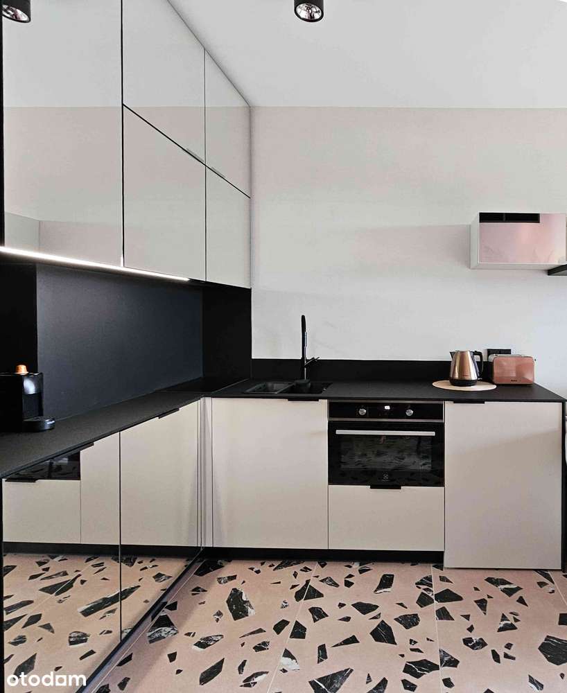 Shellter - 32m2, 2pokoje z balkonem tuż przy plaży na długi termin - Pełny obrazek: 5/15