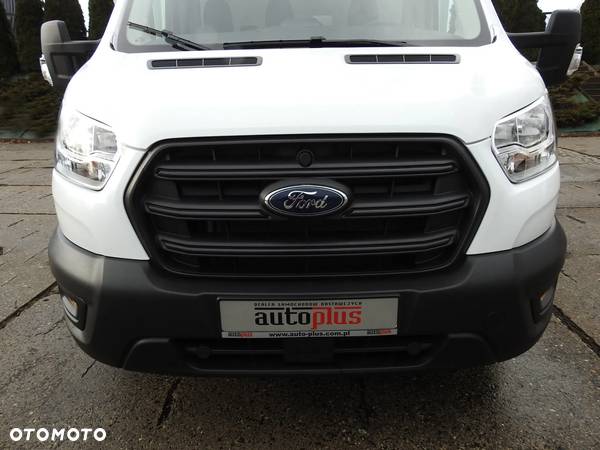 Ford TRANSIT NOWY KONTENER WINDA 8 PALET KLIMATYZACJA TEMPOMAT LEDY ASO GWARANCJA 130KM [ U61579 ] - 17