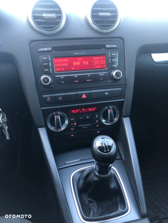 Audi A3 1.6 TDI DPF Ambiente - 20