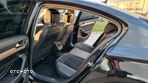 Volkswagen Passat 2.0 TDI EVO Elegance DSG - 16