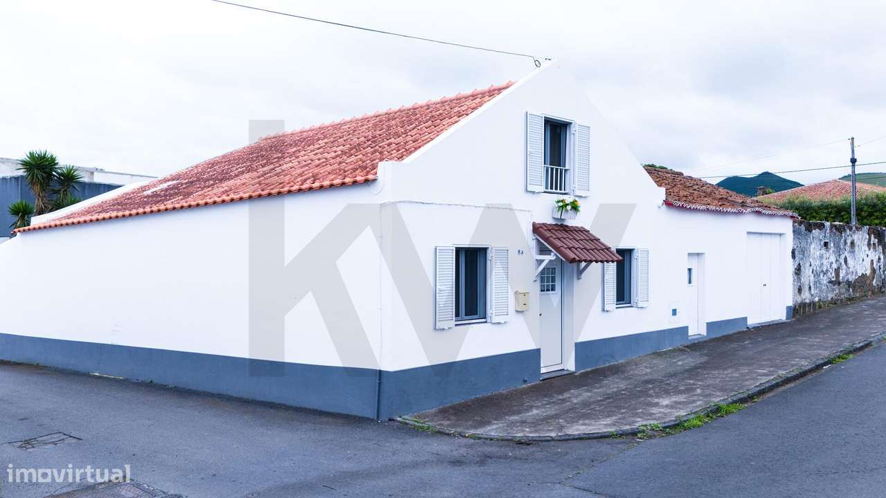 T2 com Garagem | Conforto e Tranquilidade a Minutos de Ponta Delgada-7