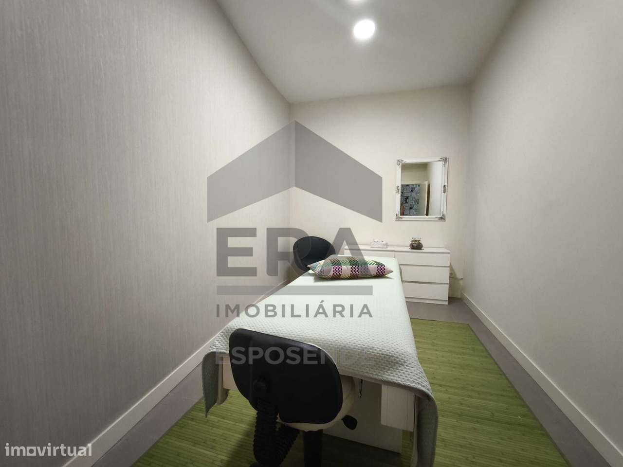 Trespasse de Salão de Cabeleireiro e Estética-16