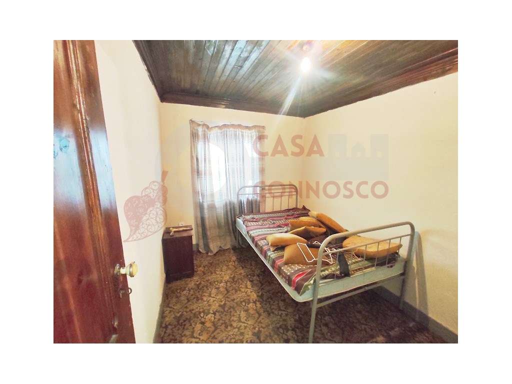 Moradia M4 com vistas fantásticas-12