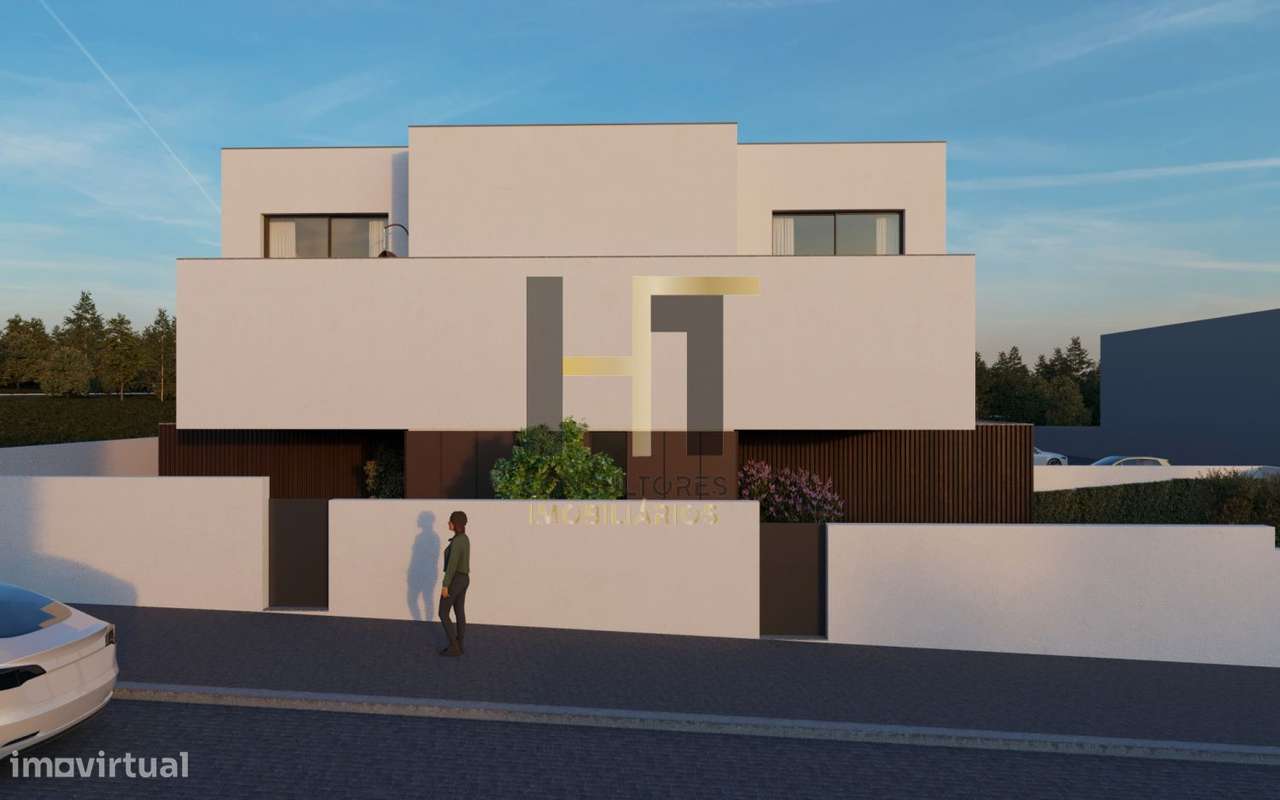 Moradia T3 | 235m² de Logradouro + Possibilidade de Piscina | Varanda-40