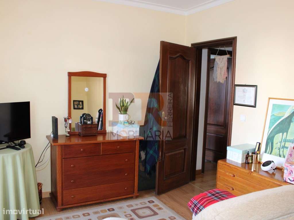 Apartamento T2 com Terraço! Urbanização Portais Arrábida, Palmela-25