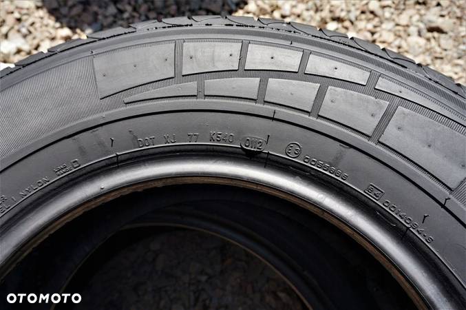 PIRELLI CHRONO 215/75R16C 113/111R 8PR AL5079** - 6