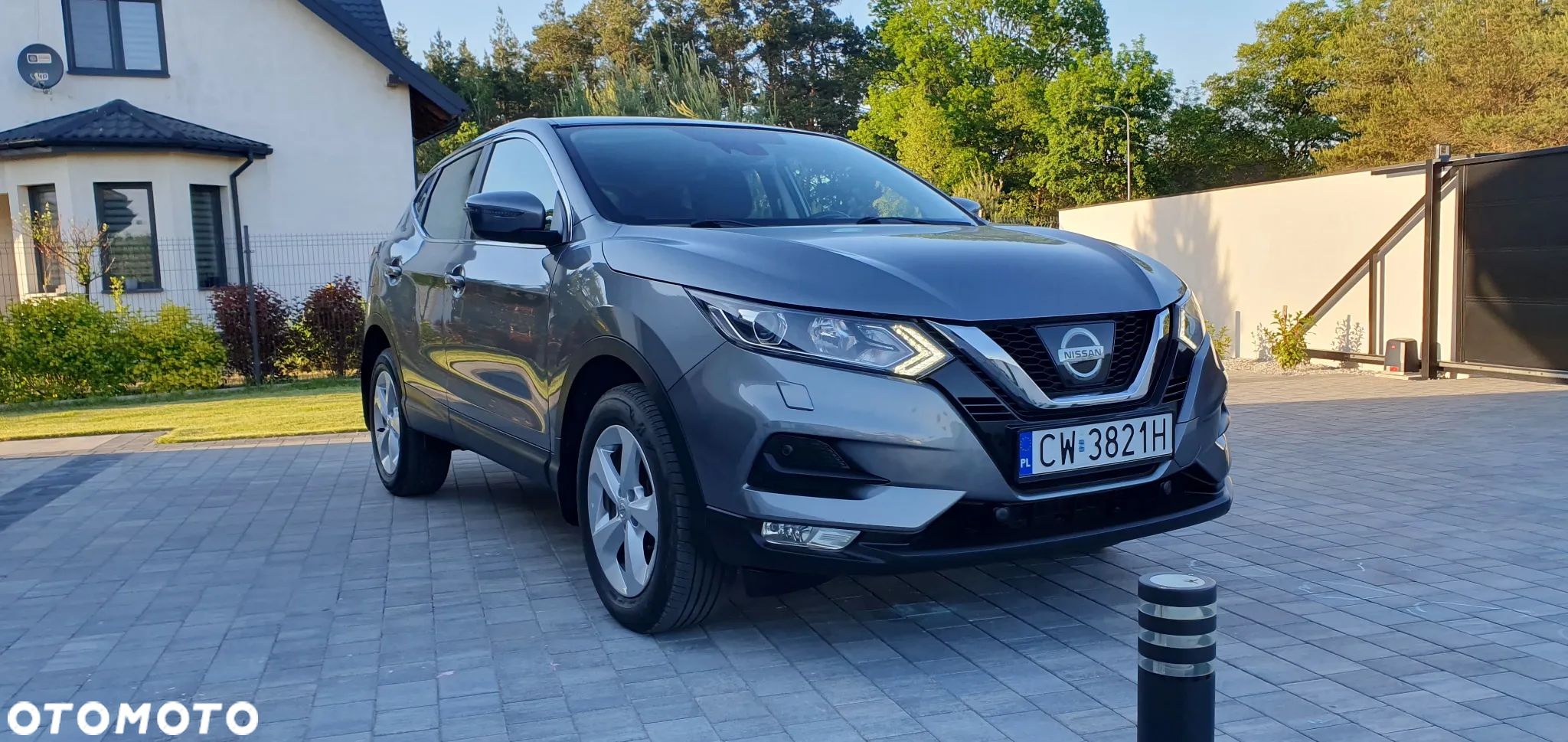 Nissan Qashqai 1.6 DIG-T Tekna - 1