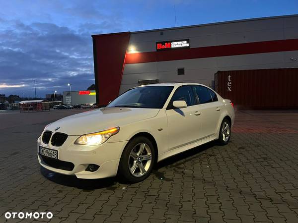 BMW Seria 5 535i xDrive - 7