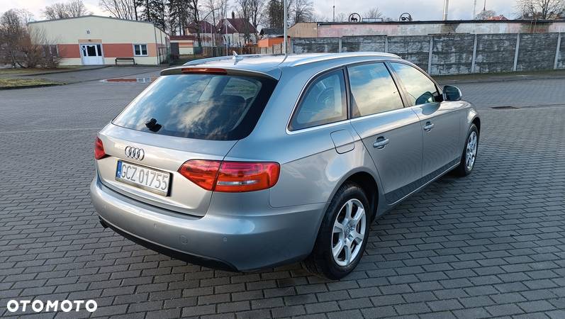 Audi A4 2.0 TDI - 11