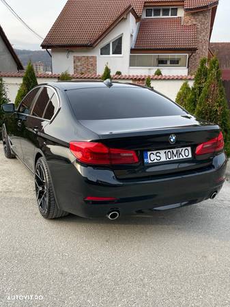 BMW Seria 5 520d xDrive AT - 5