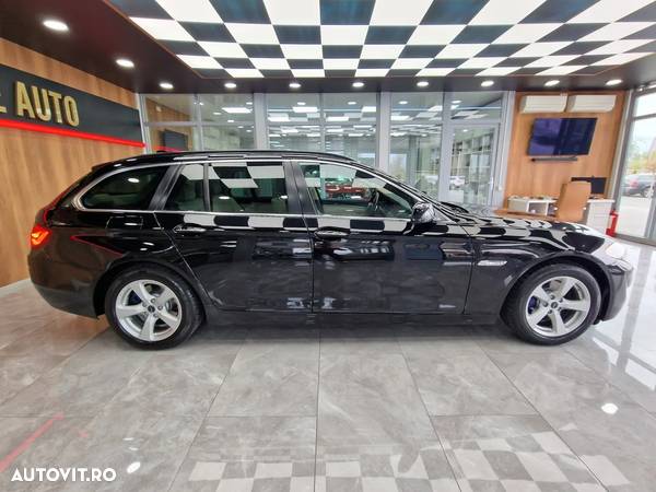 BMW Seria 5 520d - 14