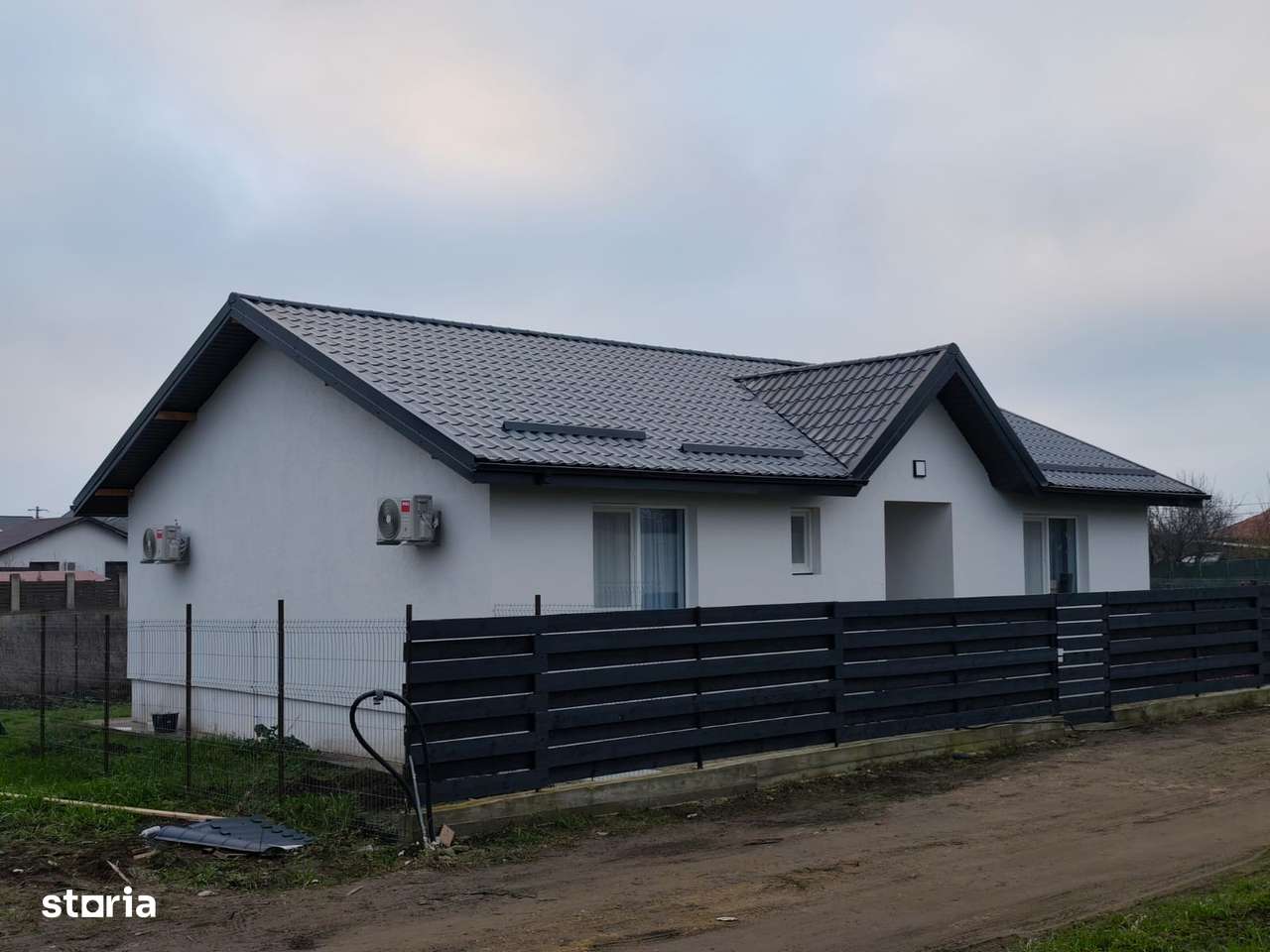 FARA COMISIOANE casa 4 camere 2 bai 400mp regim P+pod terasa la cheie-4