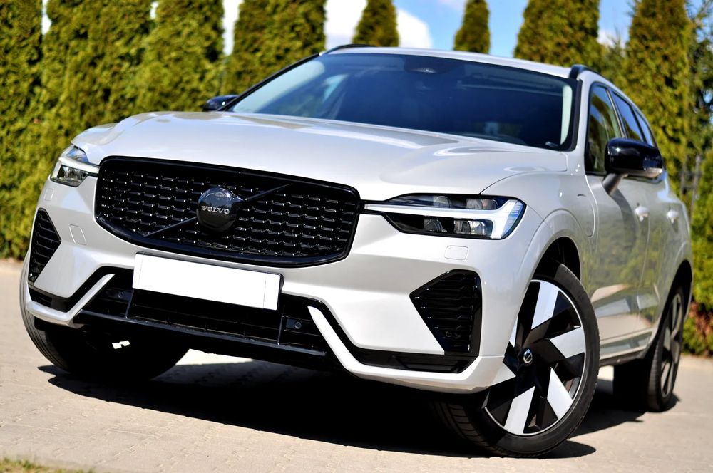 Volvo XC60 II T6 AWD Plug-In Hybrid R-Design 2023