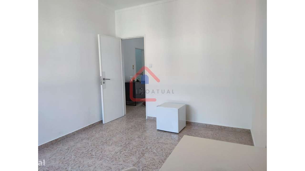 Apartamento T2 em Portugal - Grande imagem: 2/14