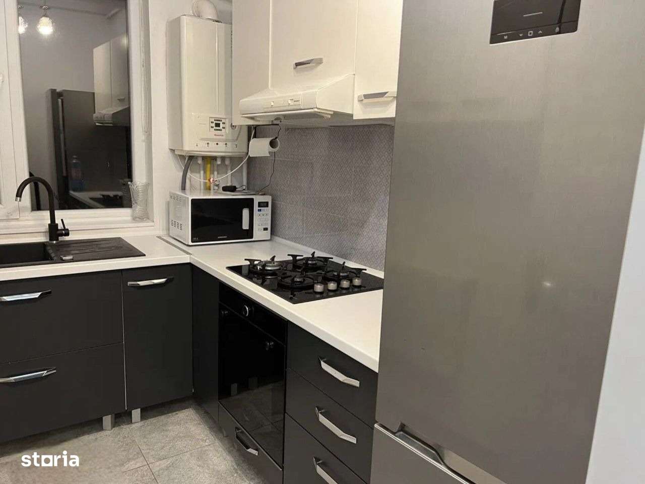 0% comision | Zona Grand Arena | Parcare inclusa | Decomandat | 2020-4