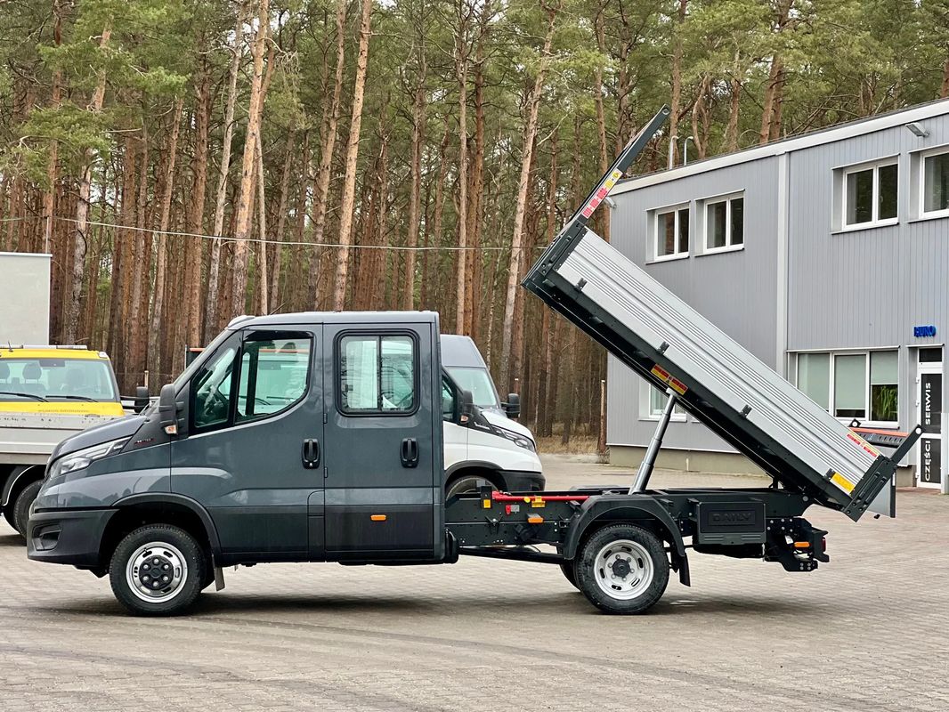 Iveco DAILY Wywrotka brygadowa tylnozsypowa SCATTOLINI do 3,5 tony