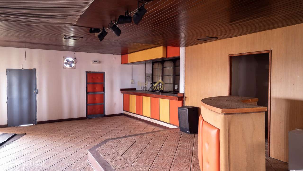 Discoteca com Alvará 24 horas 7 dias da semana.-24