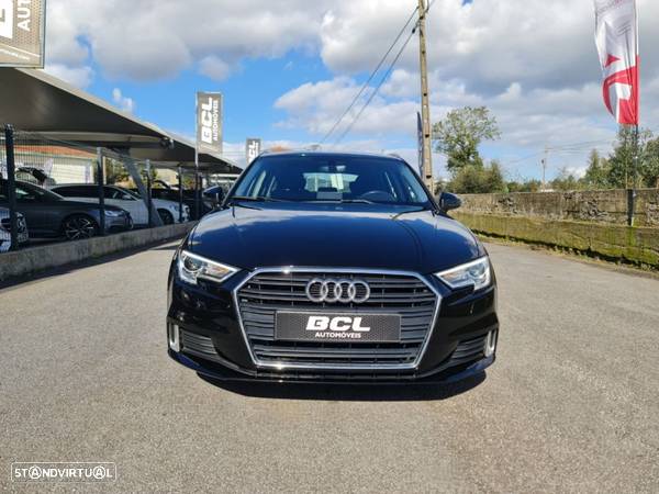 Audi A3 Sportback 30 TFSI Sport - 2