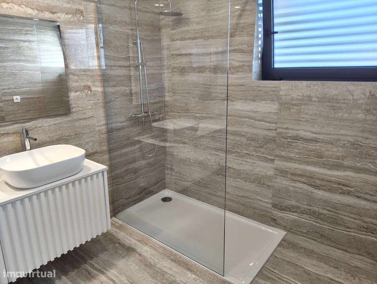 MORADIA de LUXO - PRONTA HABITAR - PRAIA SALGUEIROS - CANIDELO-23