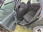 Peugeot 407 2.2 HDI Platinum - 24