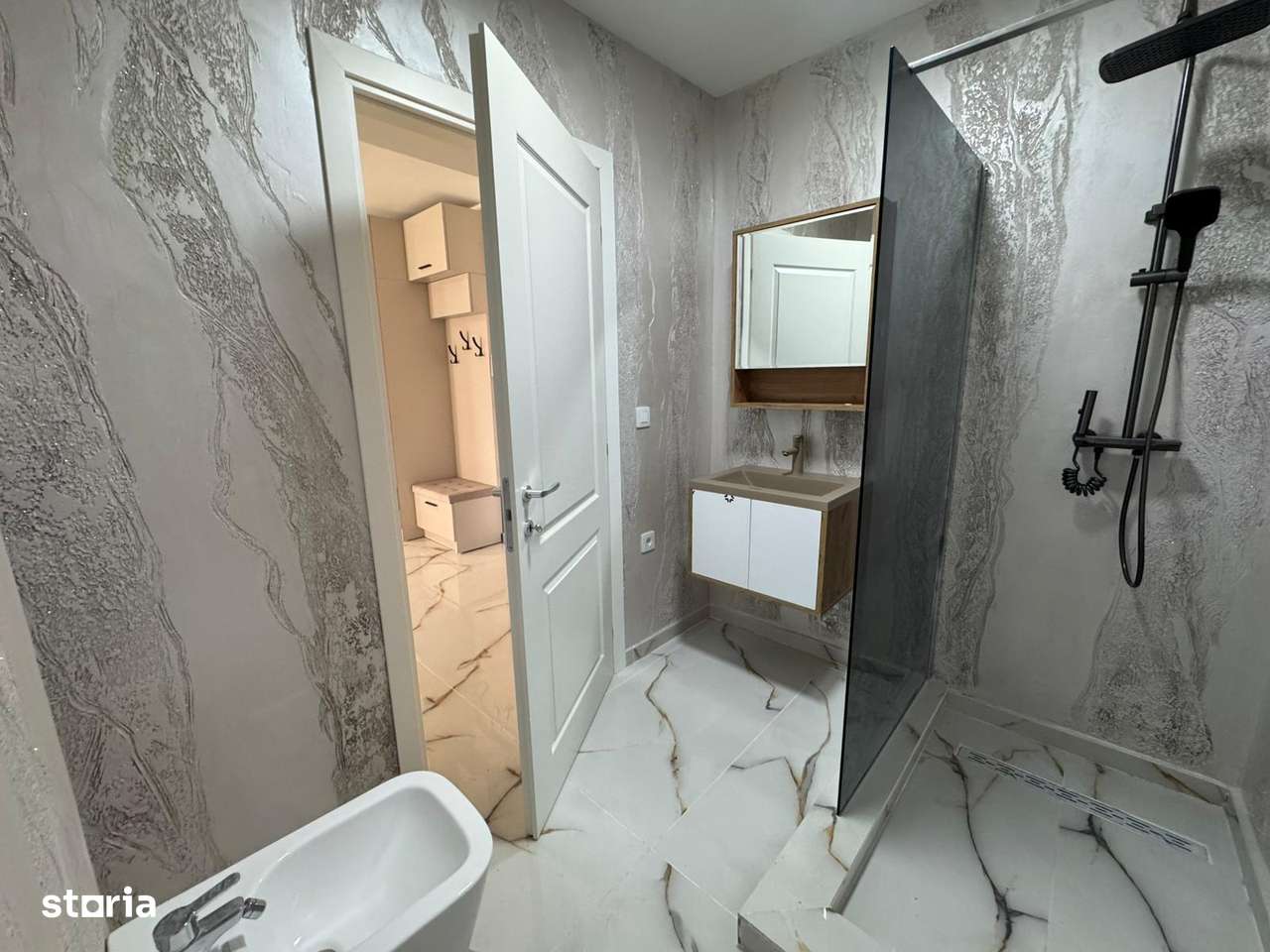 Apartament cu 2 camere Visan-6