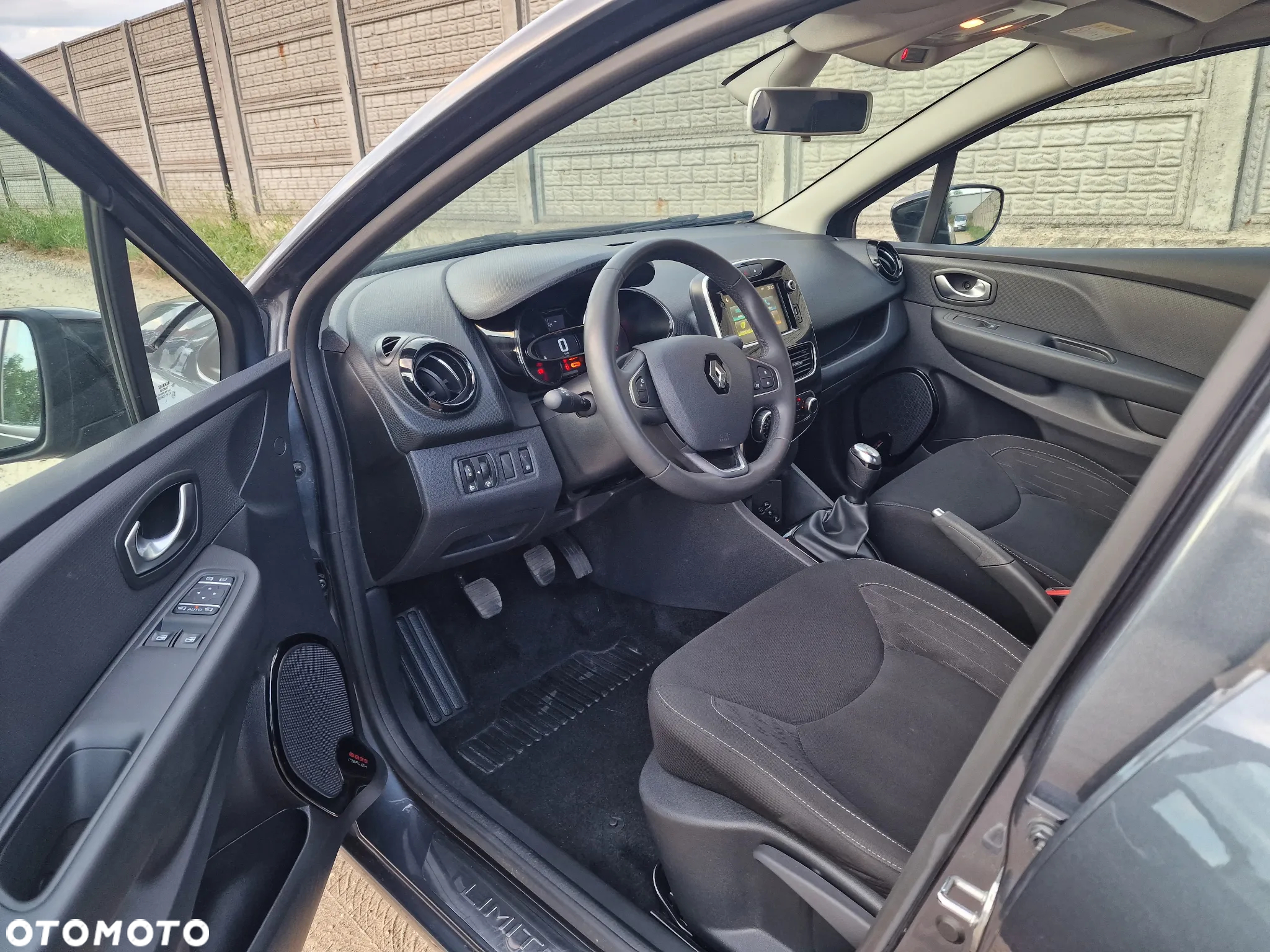 Renault Clio 0.9 TCe Limited - 7