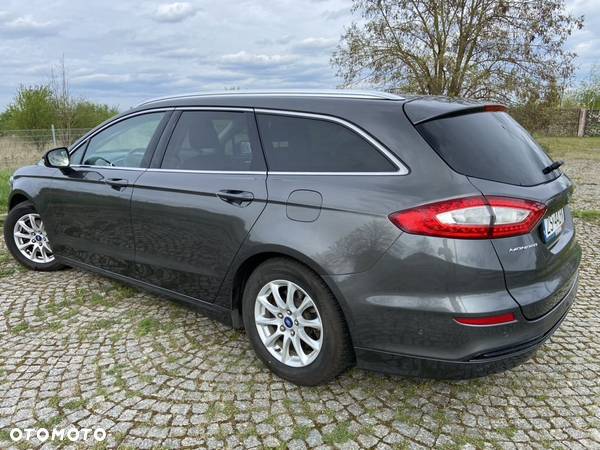 Ford Mondeo - 10