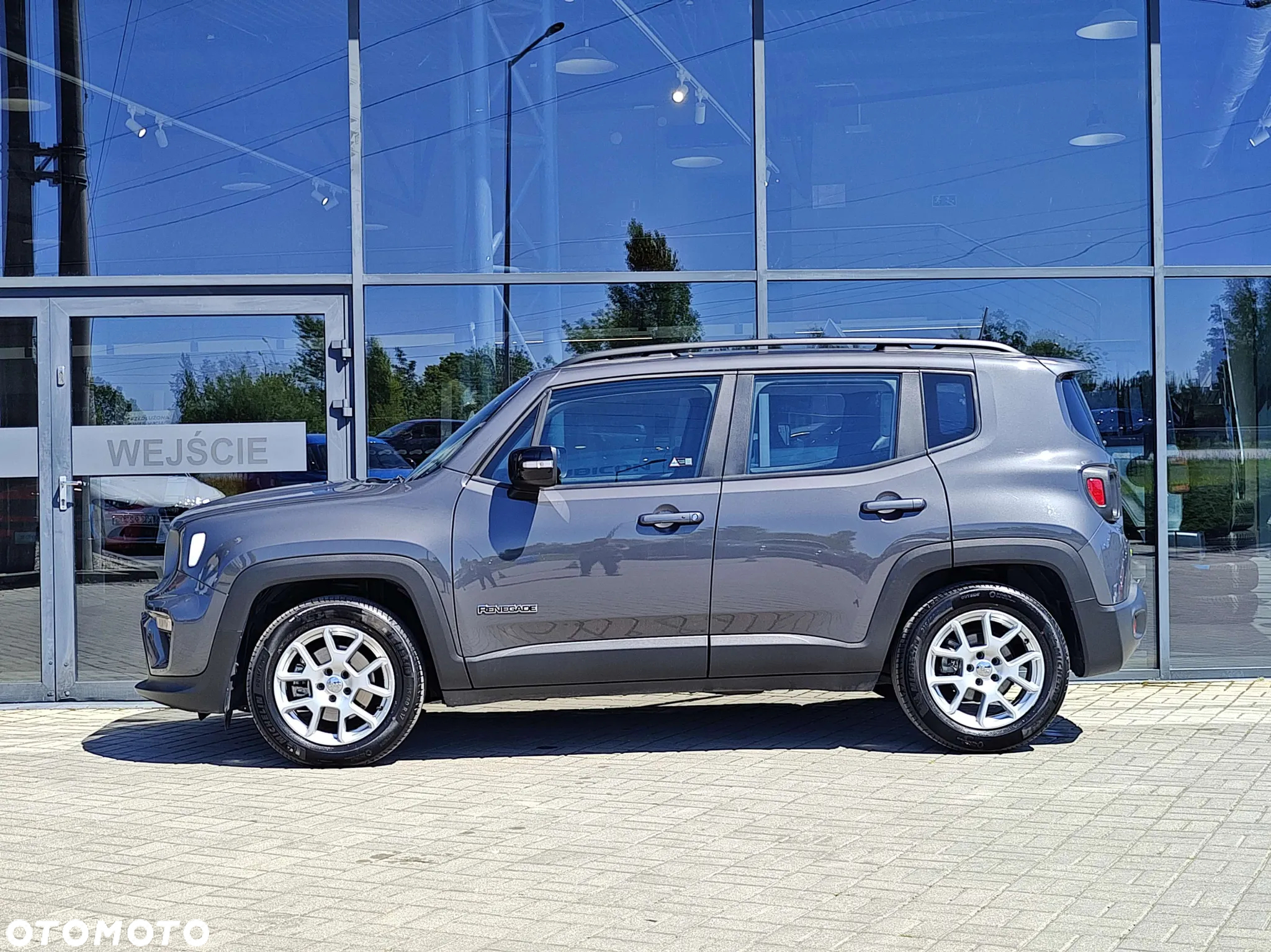 Jeep Renegade 1.5 T4 mHEV Limited FWD S&S DCT - 8