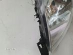 Lampa przednia lewa Toyota Yaris II lift - 2