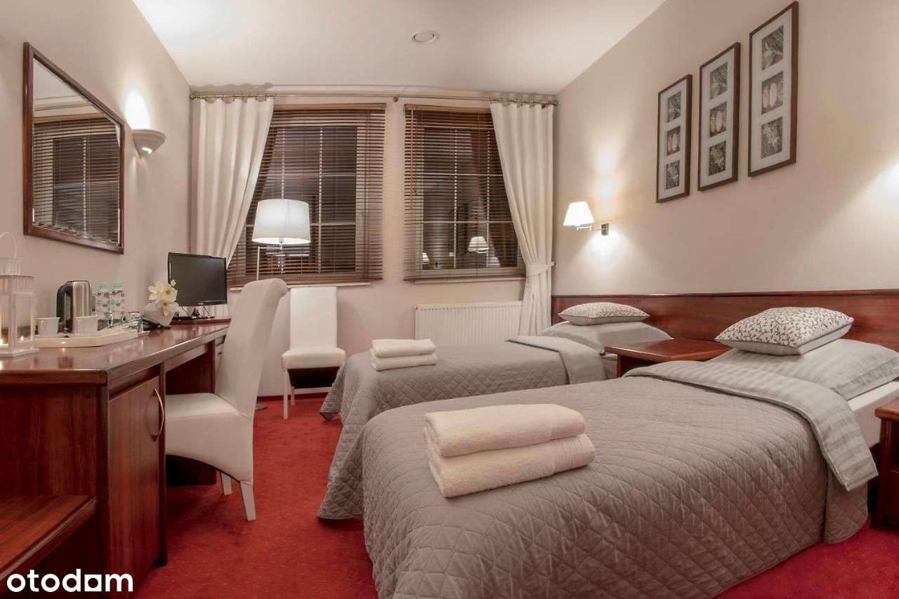 Hotel w Kole na sprzedaż-7