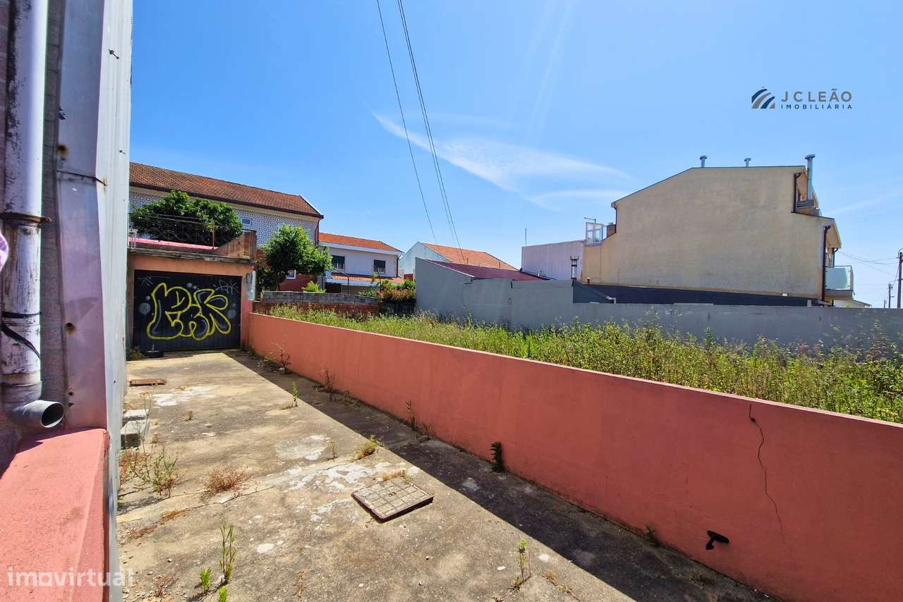 Andar moradia independente duplex  T5 - Grande imagem: 3/30