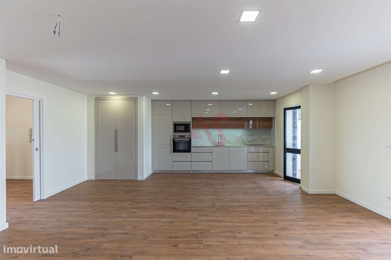 T2 totalmente renovado em Custóias, Matosinhos - Grande imagem: 2/27